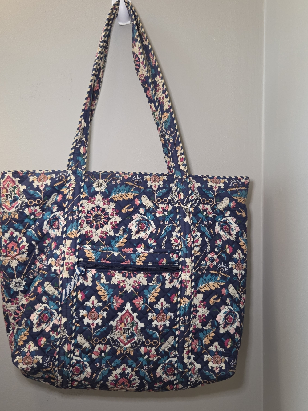 Vera Bradley x Harry Potter Home to Hogwarts Large Tote